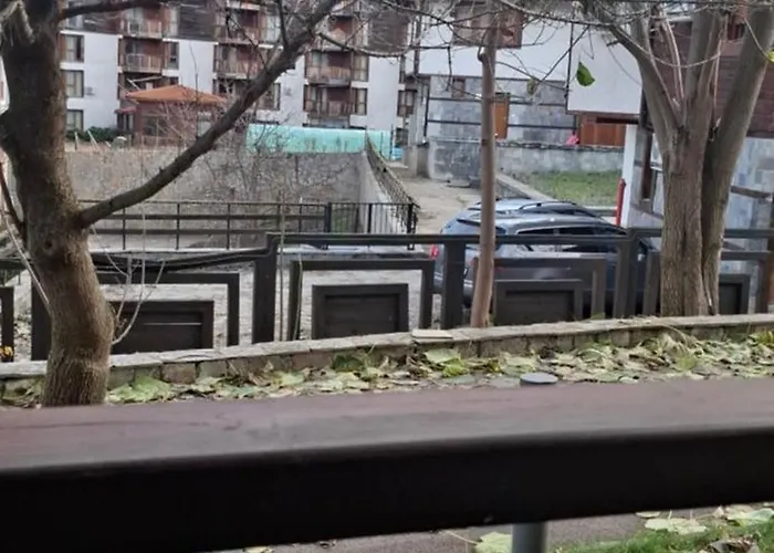 The Alpine Emerald Elegant In