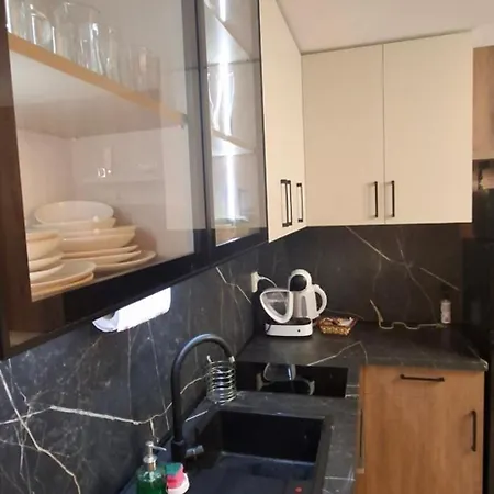 The Alpine Emerald Elegant In Apartamento