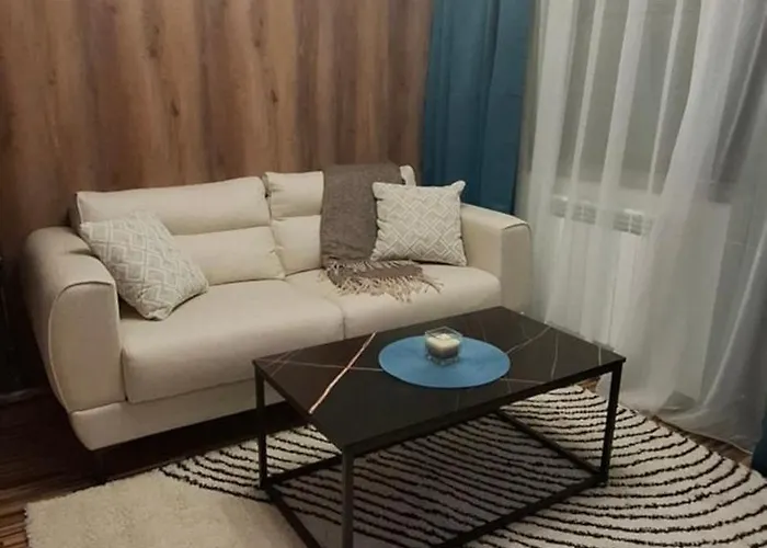 The Alpine Emerald Elegant In Apartamento *