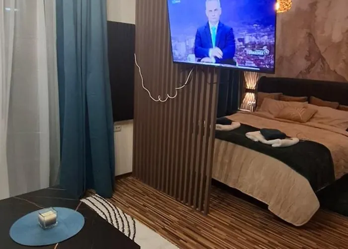 The Alpine Emerald Elegant In *