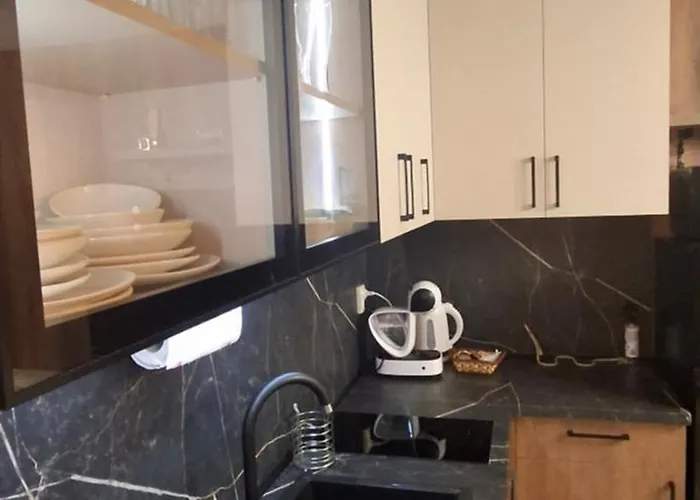 The Alpine Emerald Elegant In Apartamento